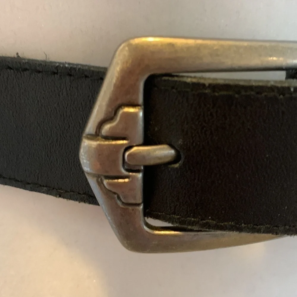 English Bridle Womens Black Leather Belt. Size M Cactus Theme/Brushed Nickel.